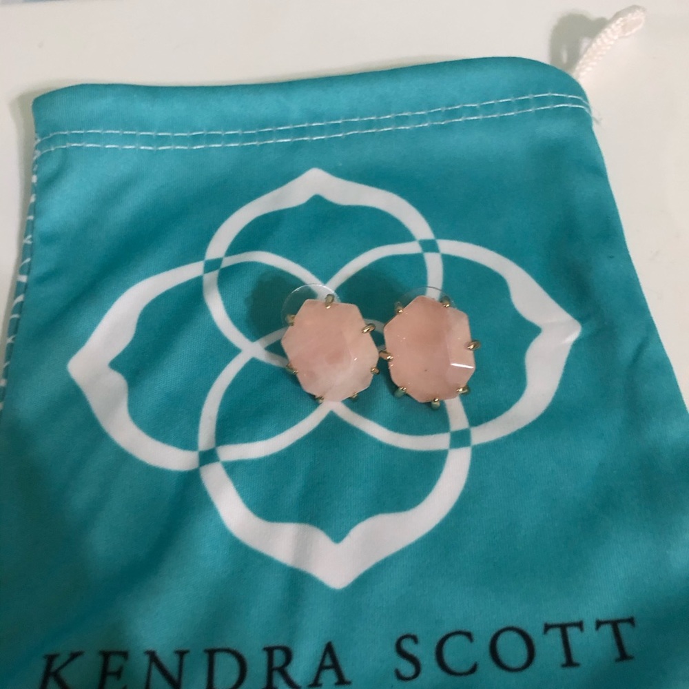 Kendra Scott earrings (RESERVED)